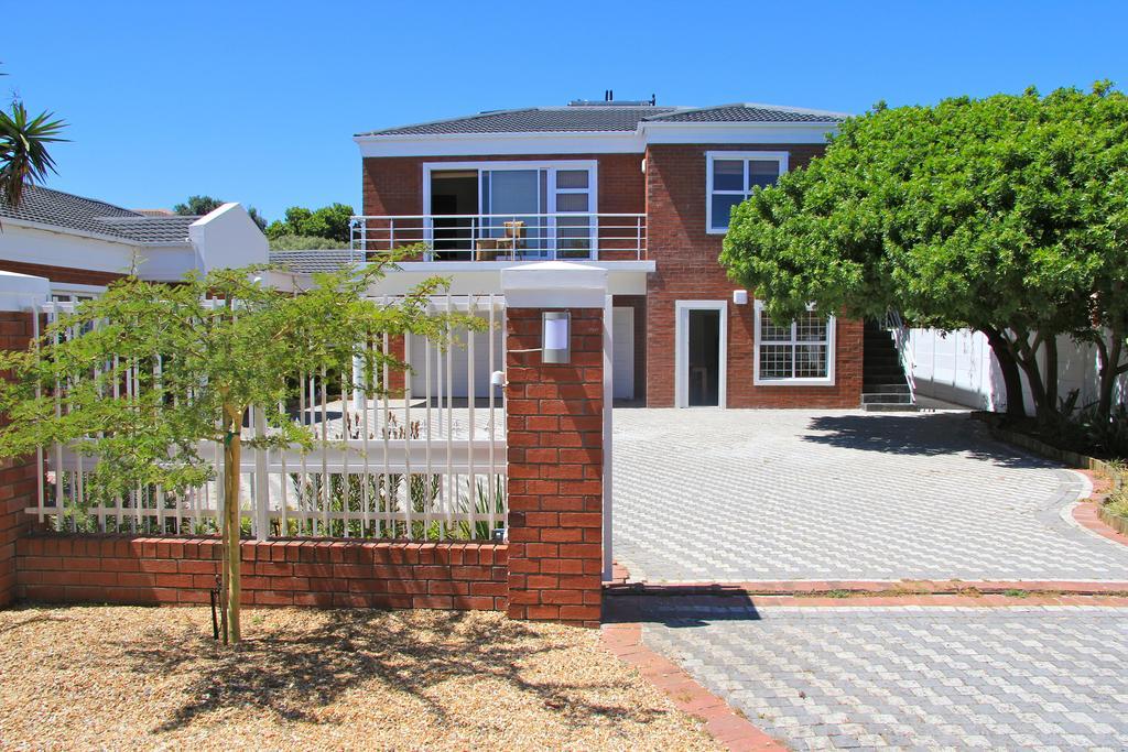 Lazy Days Apartments - Cape Town Exterior photo